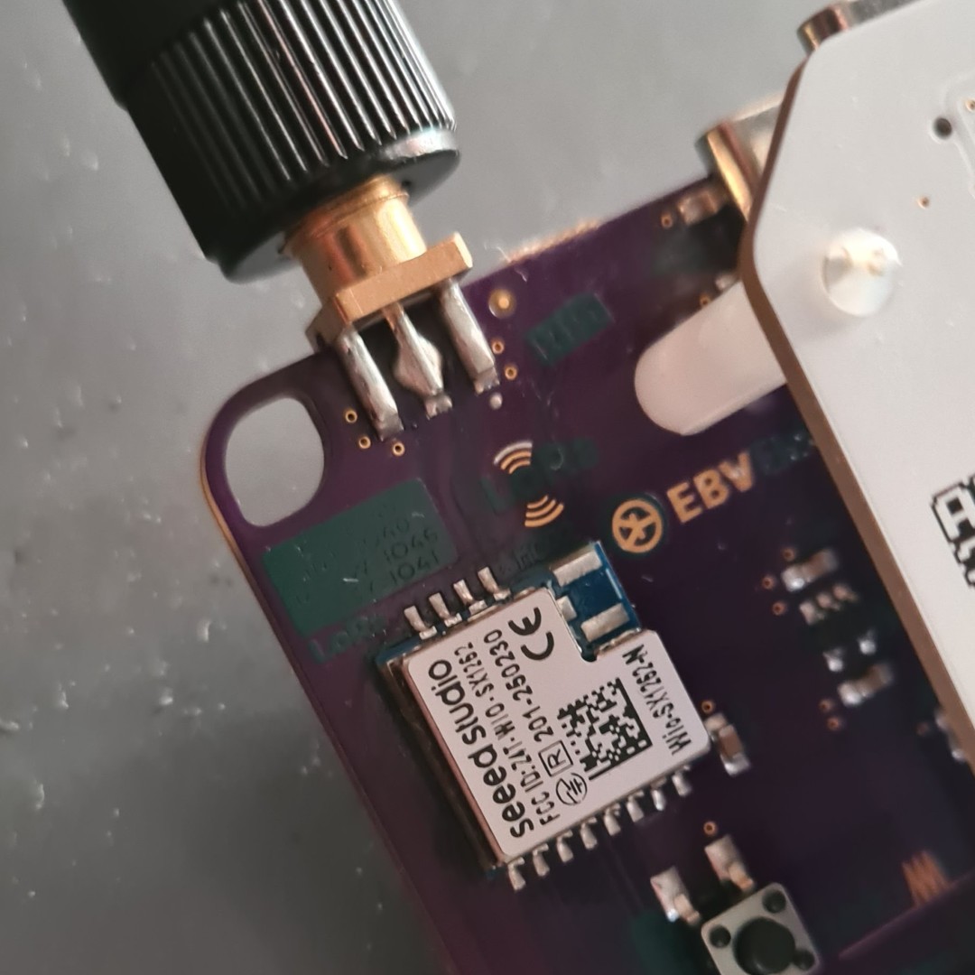 SMA Connector soldered back